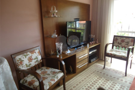 Apartamento à venda com 3 quartos, sendo 1 suíte, em Vila Gustavo, São Paulo, SP
