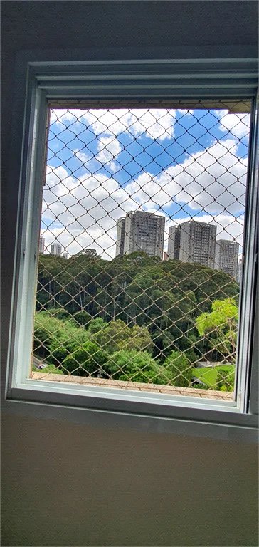 Apartamento à venda com 3 suítes em Vila Suzana, São Paulo, SP