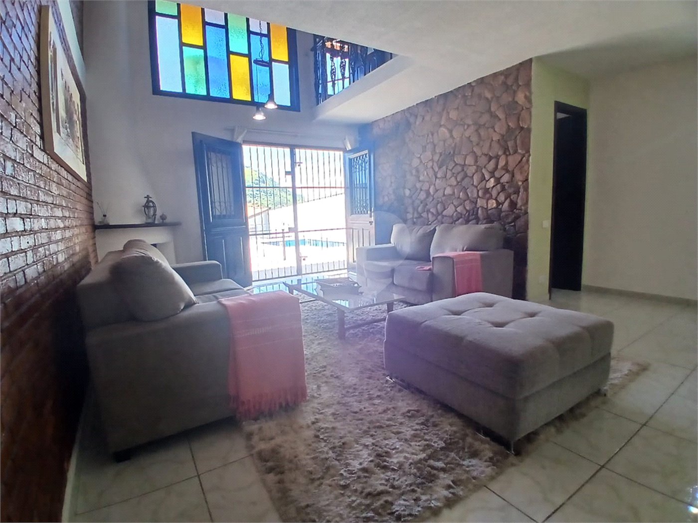 Casa à venda com 3 quartos, sendo 1 suíte,  em Recreio Maristela, Atibaia, SP