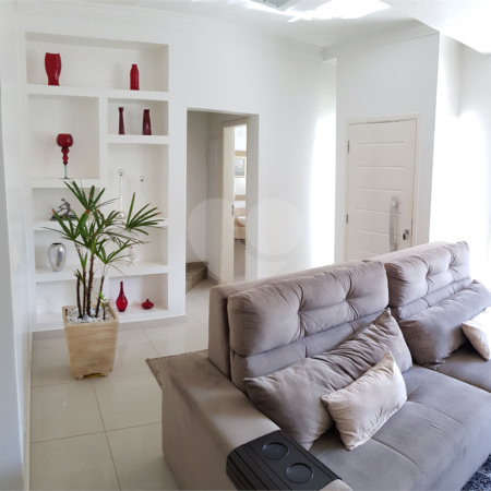 Casa à venda com 3 quartos, sendo 1 suíte, no condomínio Ilha das Águas, Salto - SP