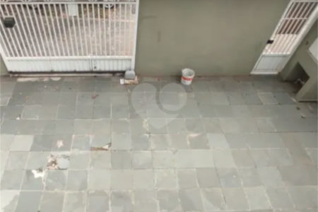 Sobrado à venda com 3 quartos, sendo 1 suíte, em Jardim Pinheiros, São Paulo, SP