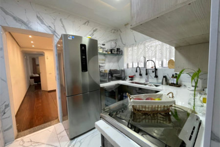 Sobrado à venda com 3 quartos em Quinta da Paineira, São Paulo, SP