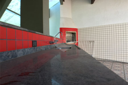 Casa à venda com 4 suítes no condomínio Estância Marambaia, Vinhedo - SP