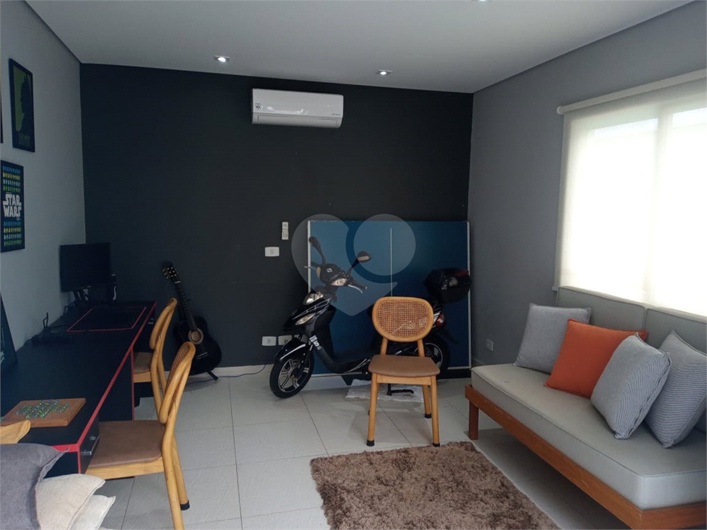 Casa à venda com 4 suítes no condomínio Villaggio Capriccio, Louveira - SP