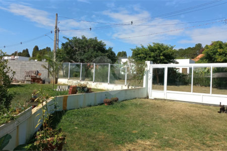 Casa à venda com 3 suítes no condomínio Chacara Castelo, Sorocaba - SP