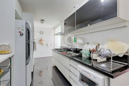 Apartamento à venda com 2 quartos, sendo 1 suíte, em Alto da Boa Vista, São Paulo, SP