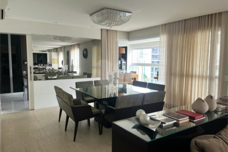 Apartamento à venda com 3 suítes em Vila Olímpia, São Paulo, SP