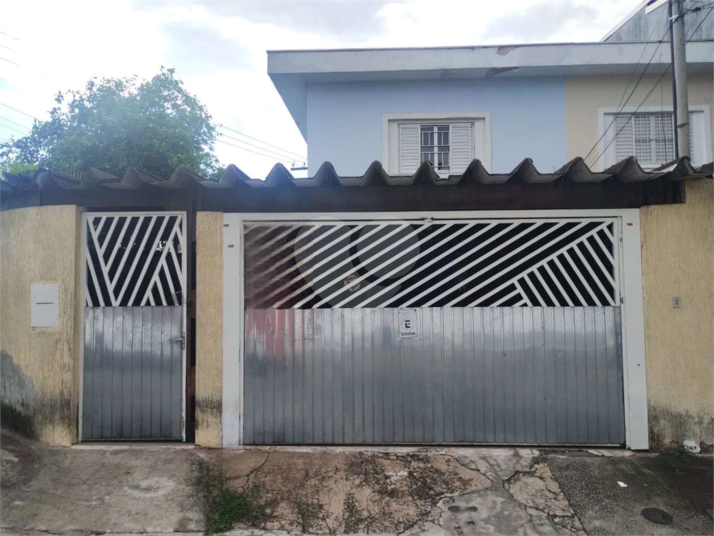 Sobrado à venda com 3 suítes em Vila Marari, São Paulo, SP
