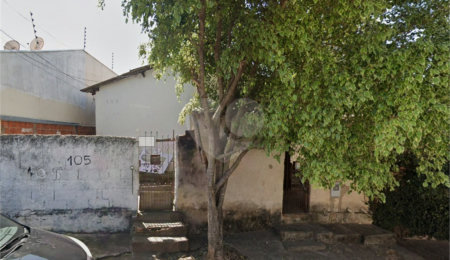 Terreno à venda em Jardim Pacaembu, São Carlos, SP