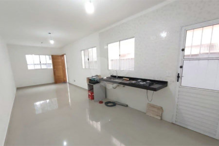 Casa à venda com 3 quartos, sendo 1 suíte, em Vila Moraes, São Paulo, SP