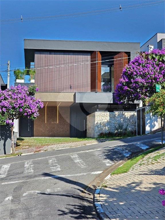 Casa à venda com 3 suítes no condomínio Mosaico Essence Cond., Mogi das Cruzes - SP