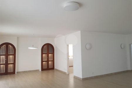 Apartamento à venda com 4 quartos, sendo 2 suítes, em Higienópolis, São Paulo, SP