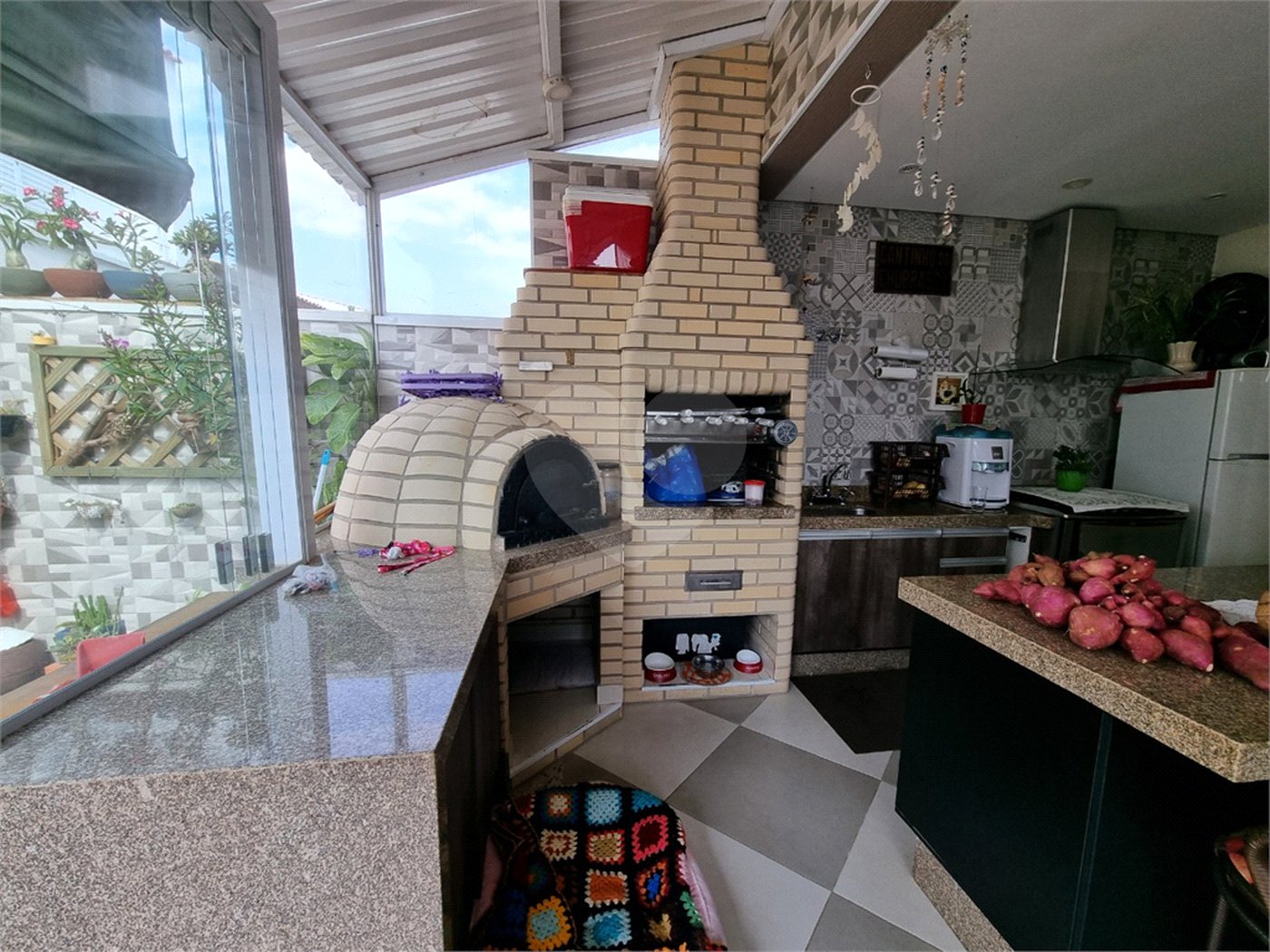 Casa à venda com 3 suítes no condomínio Horto Florestal I, Sorocaba - SP