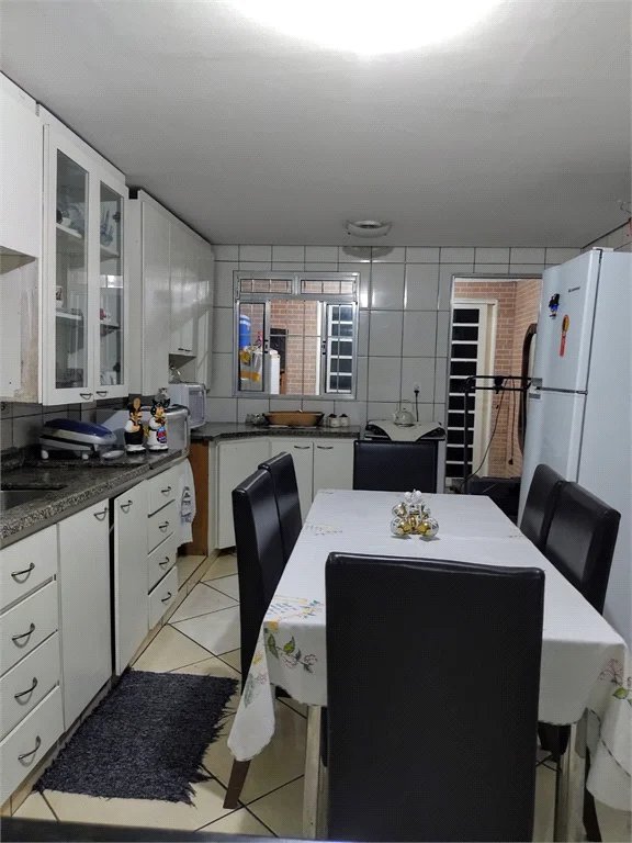 Sobrado à venda com 2 quartos, sendo 1 suíte, em Jardim Vale das Virtudes, São Paulo, SP