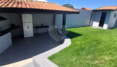 Casa à venda com 3 quartos, sendo 1 suíte, em Recreio Maristela, Atibaia, SP