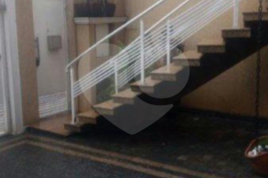 Sobrado à venda com 3 suítes em Santana, São Paulo, SP