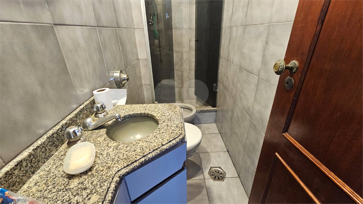 Apartamento à venda com 3 quartos, sendo 1 suíte, em Leblon, Rio de Janeiro, RJ