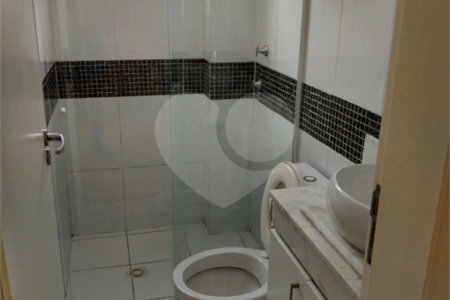 Apartamento à venda com 2 quartos, sendo 1 suíte,  em Vila Santana, Mogi das Cruzes, SP