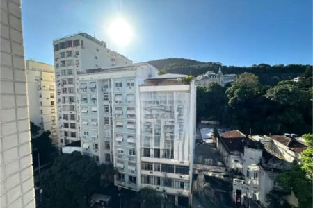 Apartamento à venda com 2 quartos em Laranjeiras, Rio de Janeiro, RJ