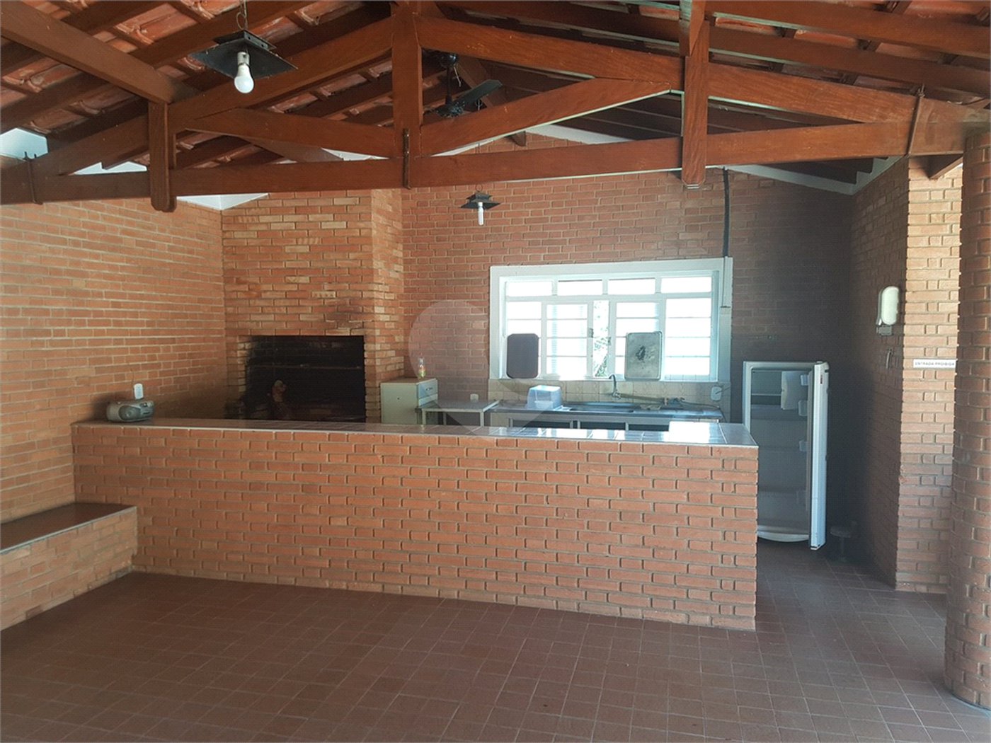 Hotel à venda com 14 quartos, sendo 13 suítes, em Rainha, Louveira, SP