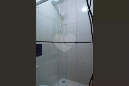 Casa à venda com 3 suítes em Chora Menino, São Paulo, SP