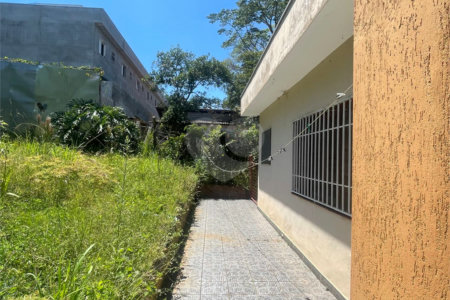 Chácara à venda com 5 quartos, sendo 2 suítes,  em Vila São Paulo, Mogi das Cruzes, SP