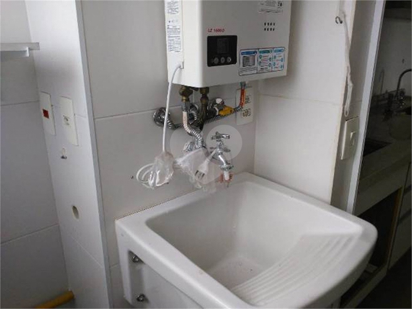 Apartamento à venda com 2 quartos, sendo 1 suíte,  em Vila Paiva, São Paulo, SP