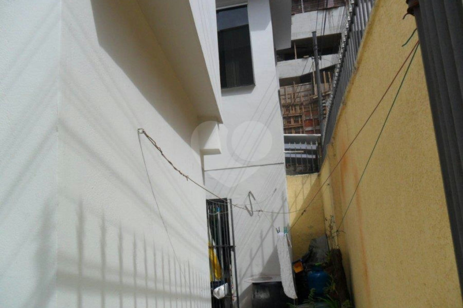 Sobrado à venda com 3 quartos, sendo 1 suíte, em Vila Romero, São Paulo, SP