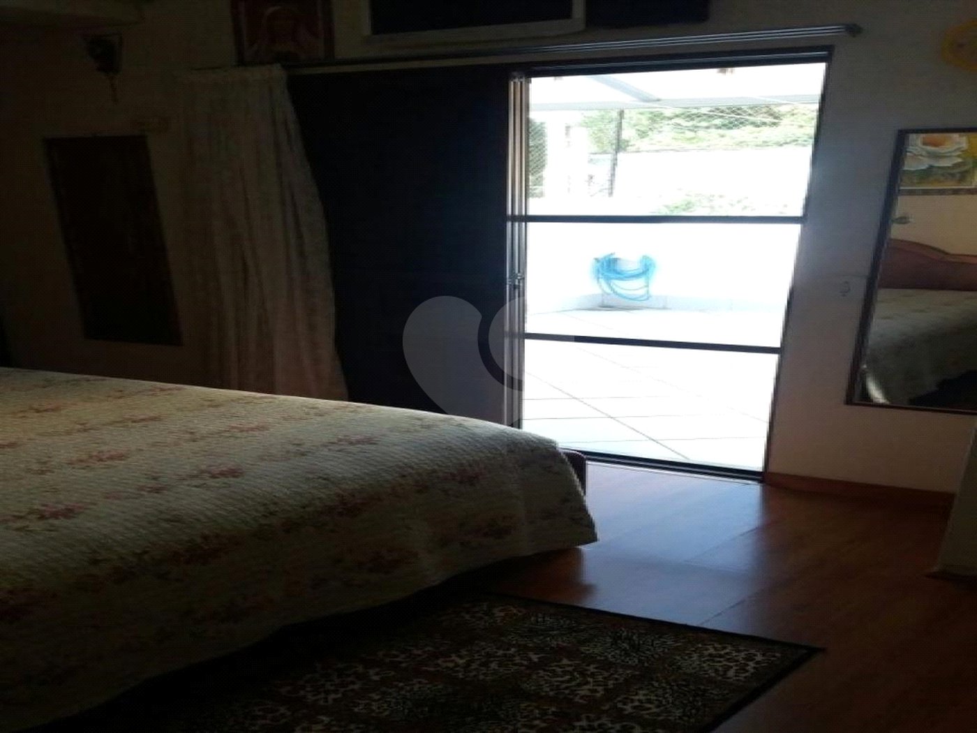 Casa à venda com 3 quartos, sendo 1 suíte,  no condomínio Alameda do Eucaliptos, São Paulo - SP