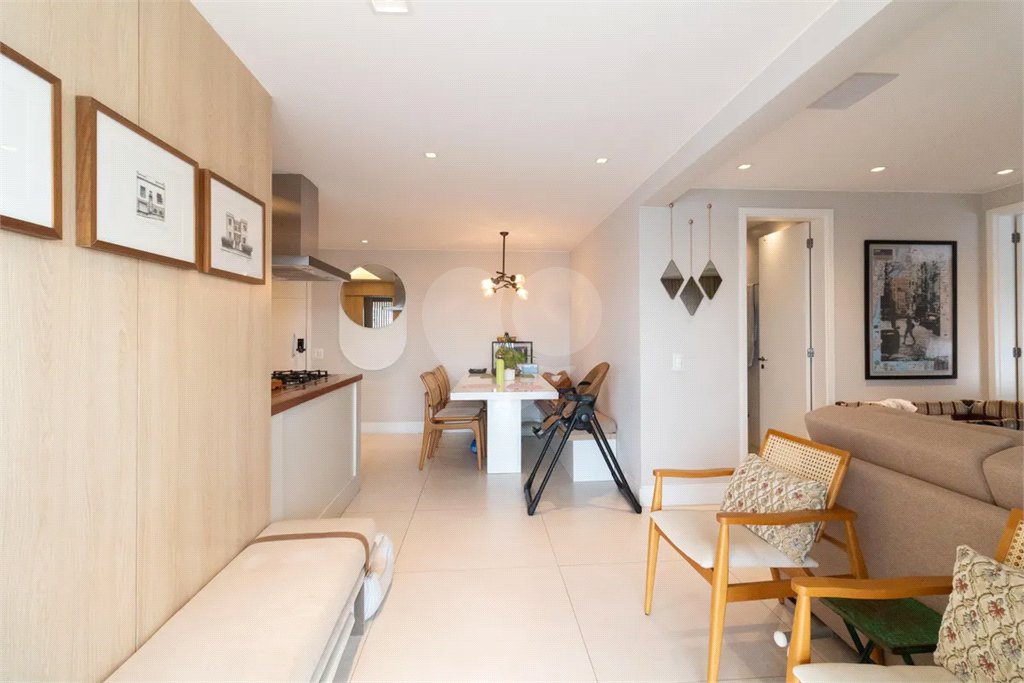 Apartamento à venda com 2 quartos, sendo 1 suíte,  em Vila Sônia, São Paulo, SP