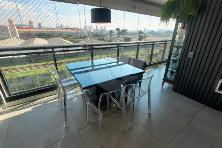 Apartamento à venda com 3 quartos, sendo 1 suíte, em Vila Leopoldina, São Paulo, SP