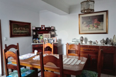 Sobrado à venda com 4 quartos, sendo 1 suíte, em Santana, São Paulo, SP