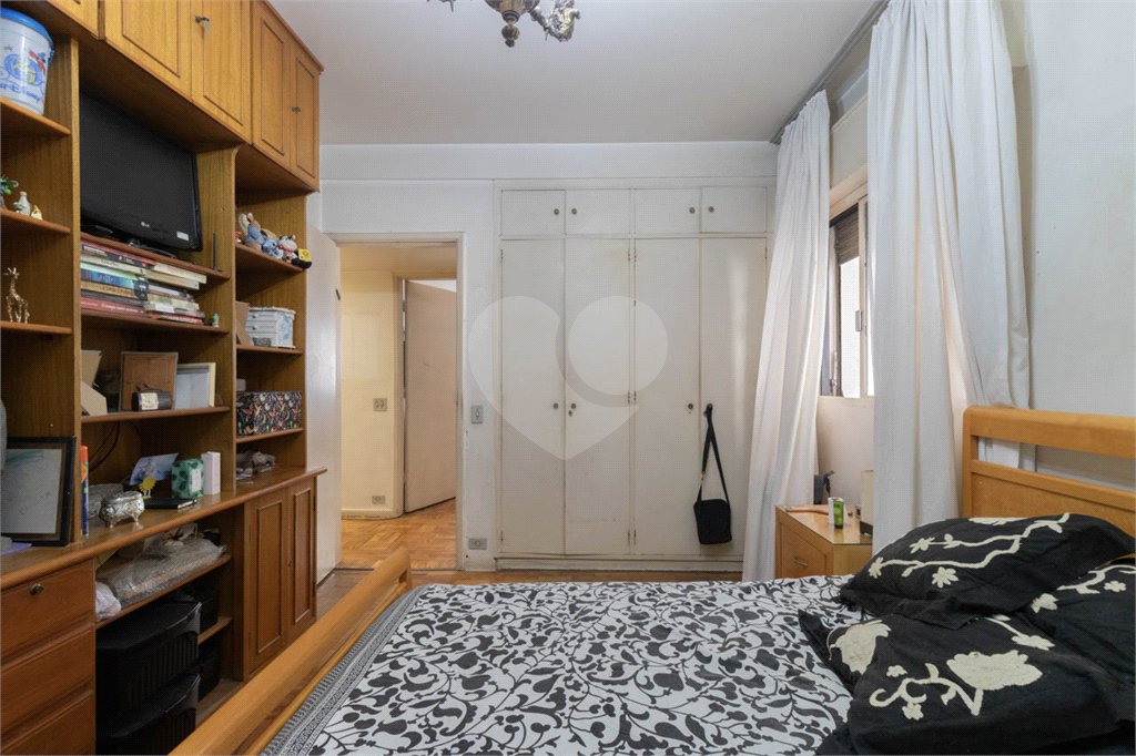 Apartamento à venda com 4 quartos, sendo 1 suíte, em Jardim Paulista, São Paulo, SP