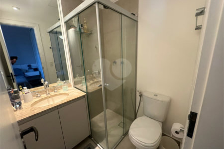 Apartamento à venda com 3 suítes em Indianópolis, São Paulo, SP