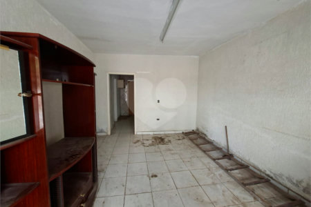 Casa à venda com 2 quartos, sendo 1 suíte, em Vila Galvão, Guarulhos, SP