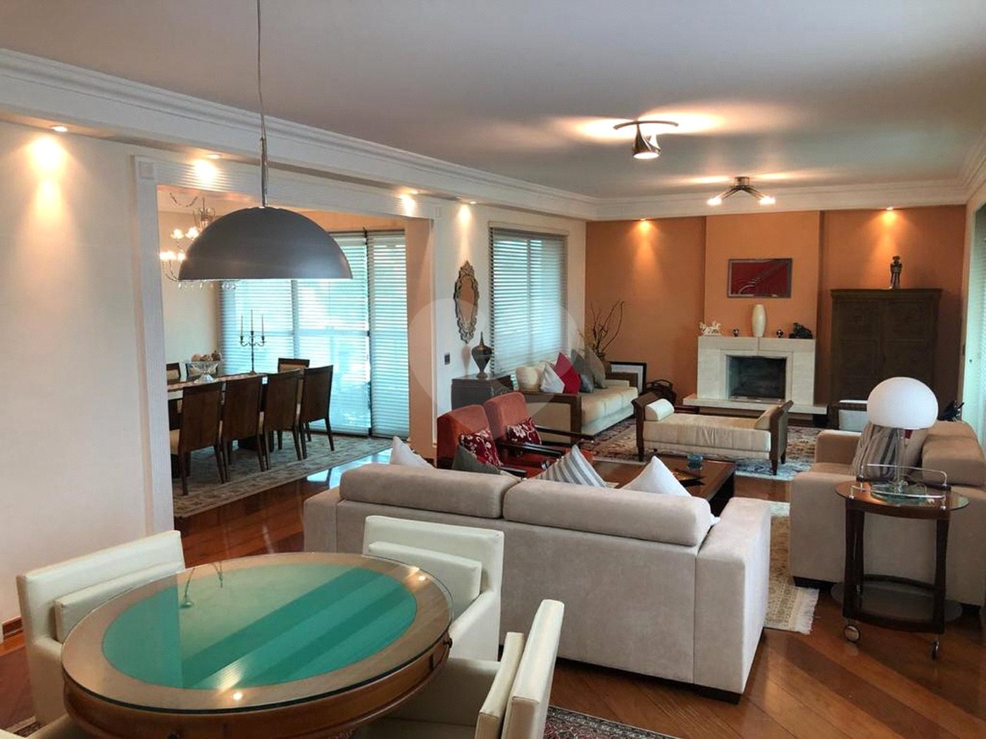 Apartamento à venda com 4 suítes em Vila Oliveira, Mogi das Cruzes, SP