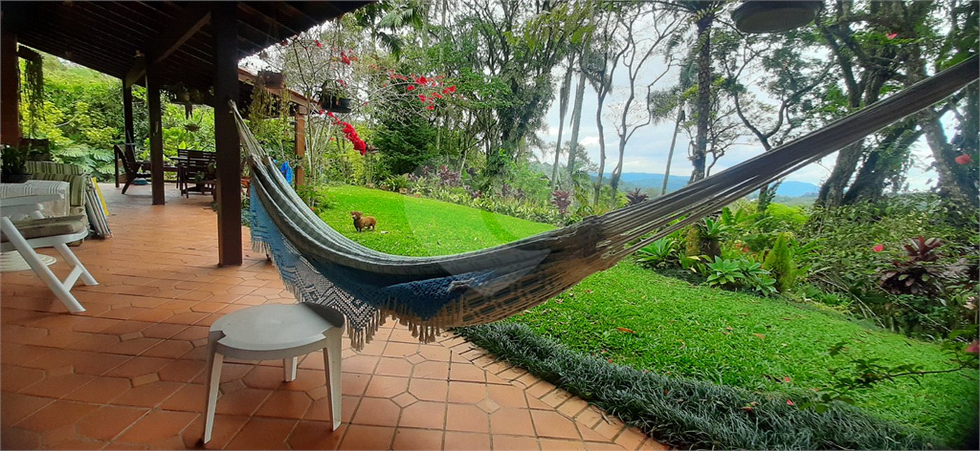 Casa Térrea à venda com 4 quartos, sendo 2 suítes, em Serra da Cantareira, Mairiporã, SP