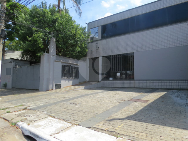 Sobrado à venda com 2 quartos em Alto da Boa Vista, São Paulo, SP