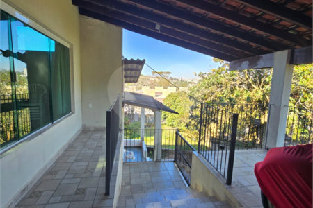 Casa à venda com 3 quartos, sendo 2 suítes,  em Vila São Paulo, Mogi das Cruzes, SP