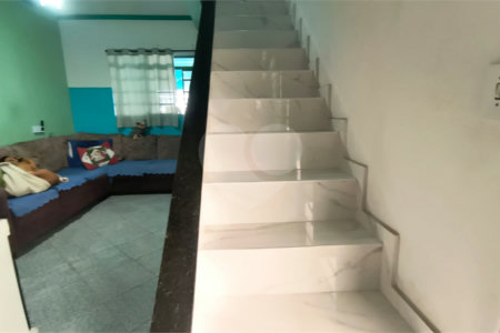 Sobrado á venda no bairro santa felícia