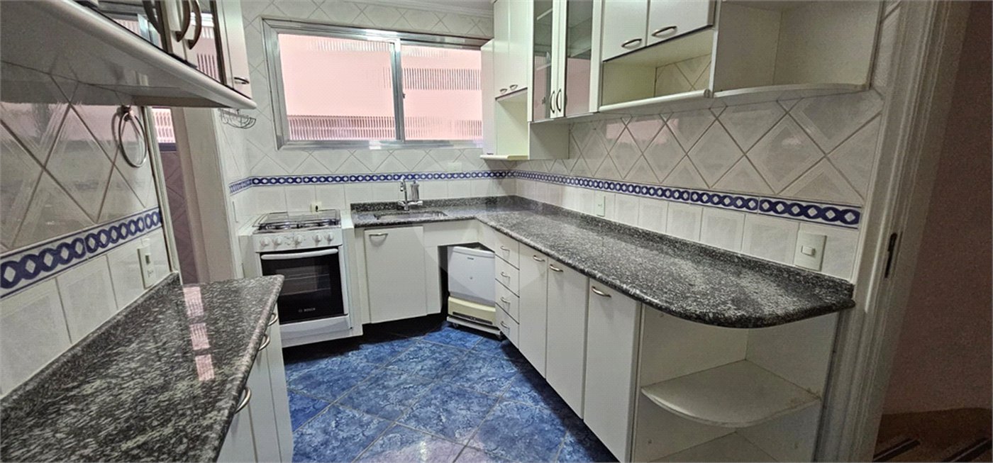 Apartamento à venda com 3 quartos, sendo 1 suíte, em Itaim Bibi, São Paulo, SP