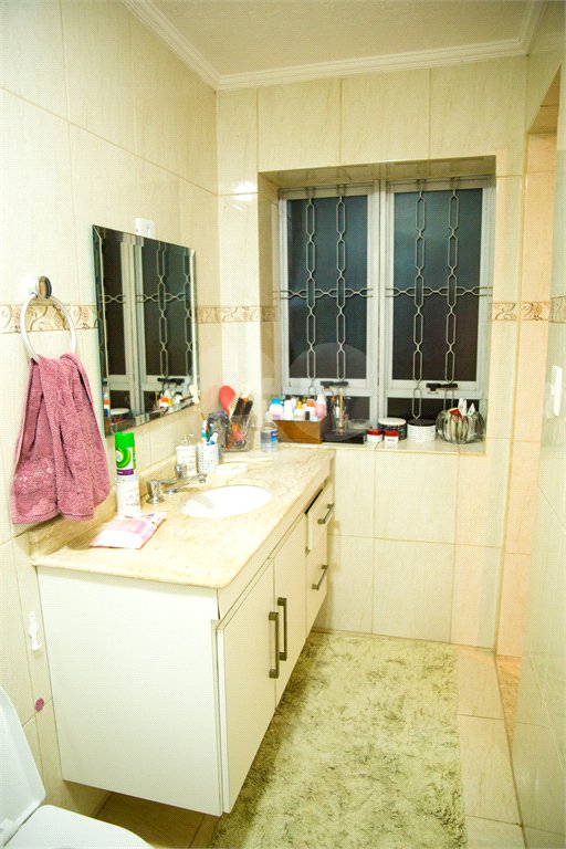 Casa Térrea à venda com 4 quartos, sendo 1 suíte,  em Super Quadra Morumbi, São Paulo, SP