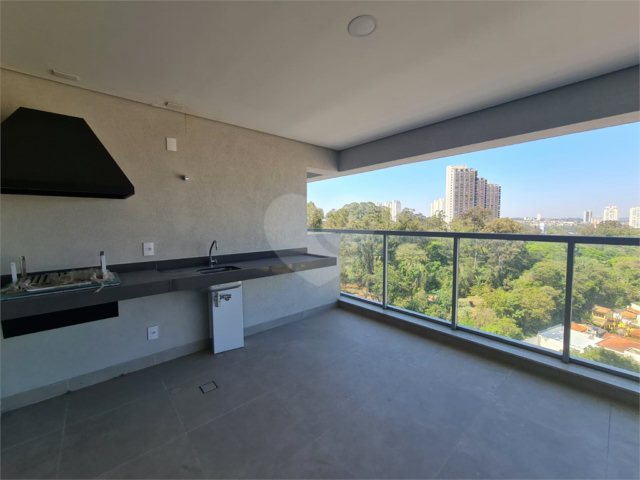 Apartamento à venda com 3 suítes em Jardim Marajoara, São Paulo, SP
