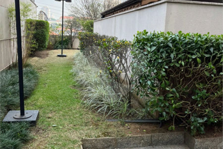 Apartamento à venda com 3 quartos, sendo 1 suíte, em Vila Regente Feijó, São Paulo, SP