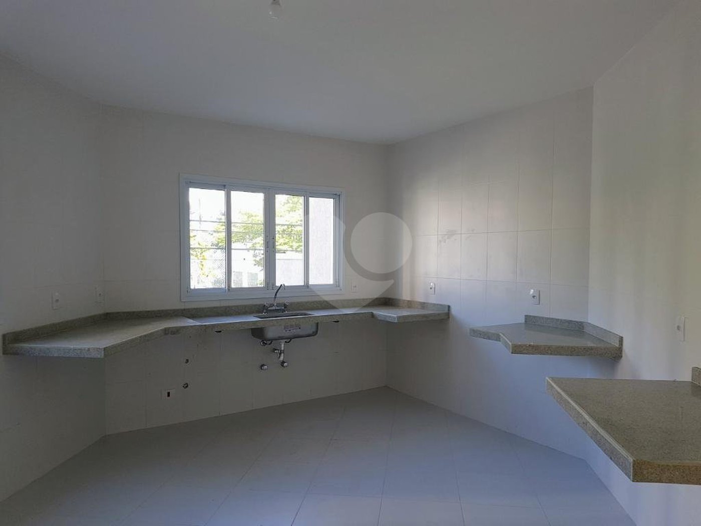 Sobrado à venda com 3 quartos, sendo 1 suíte, em Jardim Prudência, São Paulo, SP