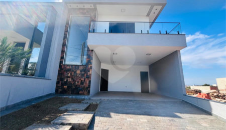 Casa à venda com 3 suítes no condomínio Helena Maria, Sorocaba - SP
