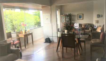 Apartamento à venda com 3 quartos, sendo 1 suíte,  em Campo Belo, São Paulo, SP
