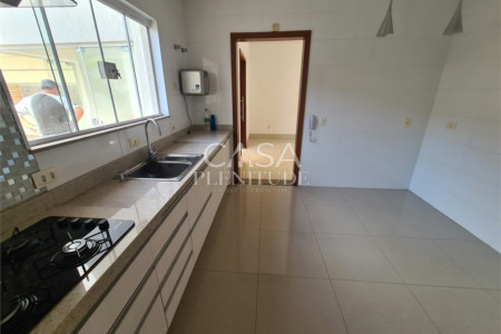 Casa em condomínio à venda com 3 suítes, em Iporanga, Sorocaba, SP
