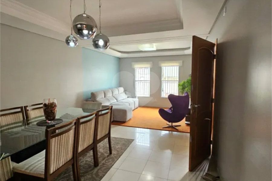 Sobrado à venda com 3 quartos, sendo 1 suíte, em Vila Pereira Barreto, São Paulo, SP