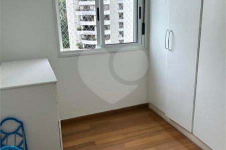 Apartamento à venda com 2 quartos, sendo 1 suíte,  em Paraíso do Morumbi, São Paulo, SP